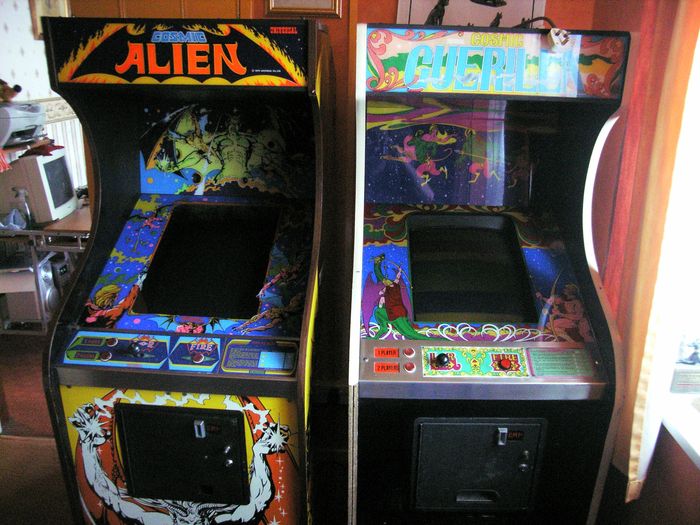 Cosmic Guerilla and Cosmic Alien together