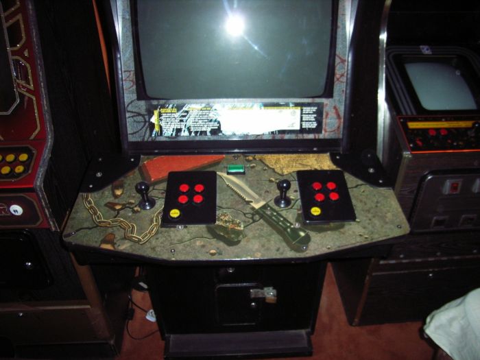 Guardians Of The Hood (Atari)-control panel view