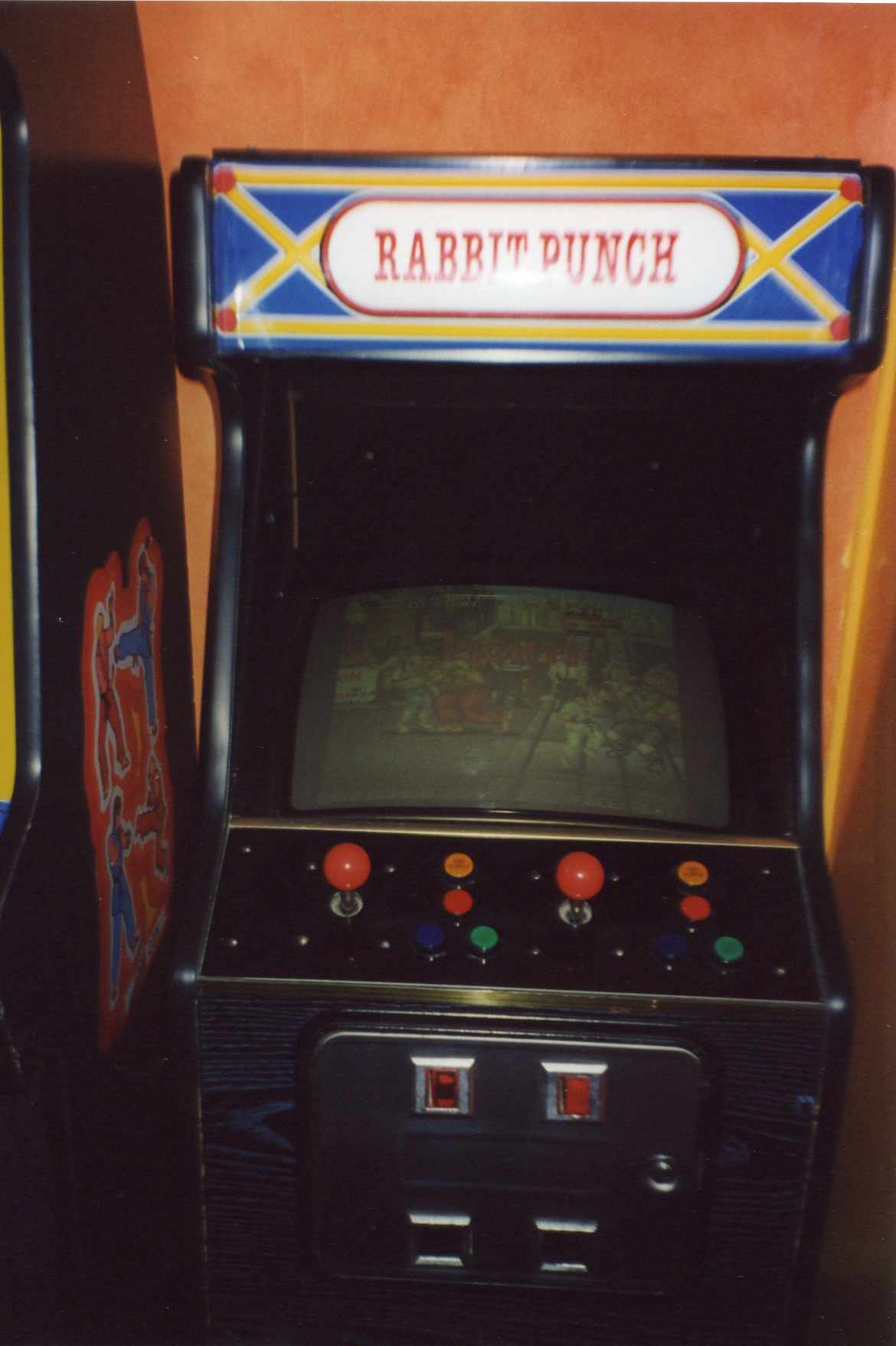 3/4 arcade cabinet pic 1